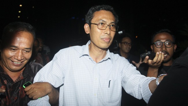 KPK juga memanggil mantan Wakil Komisaris Lippo Group Suhendra Atmadja sebagai saksi bagi Edy. Ia diduga mengetahui proses suap yang terjadi di PN Jakpus.