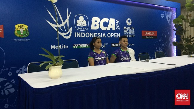 Dua ganda campuran Indonesia, Riky Widianto/Richi Puspita Dili dan Edi Subaktiar/Gloria Widjaja, meraih hasil berbeda di babak pertama Indonesia Terbuka.