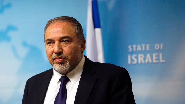 Menteri Pertahanan Israel Avigdor Lieberman menegaskan gencatan senjata dengan Hamas di Gaza hanya akan menimbulkan kerusakan panjang pada kemanan nasional.