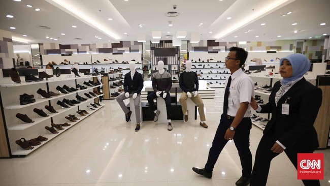 Perdagangan saham mulai sepi jelang libur Lebaran pekan depan, namun sebagian saham emiten ritel berpeluang meningkat dipicu sentimen tingginya permintaan.