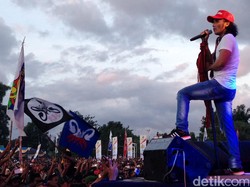 Lirik dan Chord Lagu Kekasih dari Slank