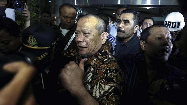 Di Kejaksaan Tinggi Jawa Timur hanya akan diperiksa para saksi perkara korupsi dana hibah Kamar Dagang dan Industri yang menjerat La Nyalla.
