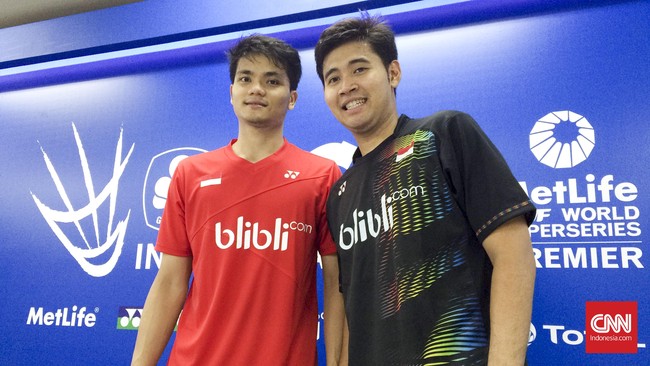 Angga Pratama/Ricky Karanda Suwardi tak bisa memberikan perlawanan berarti ketika menghadapi ganda nomor satu dunia, Lee Yong Dae/Yoo Yeon Seong.