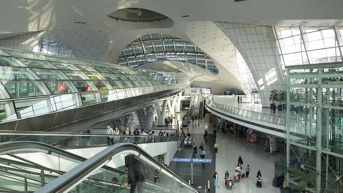 Gelombang Panas, Warga Korsel Serbu Bandara Incheon Buat 'Ngadem'