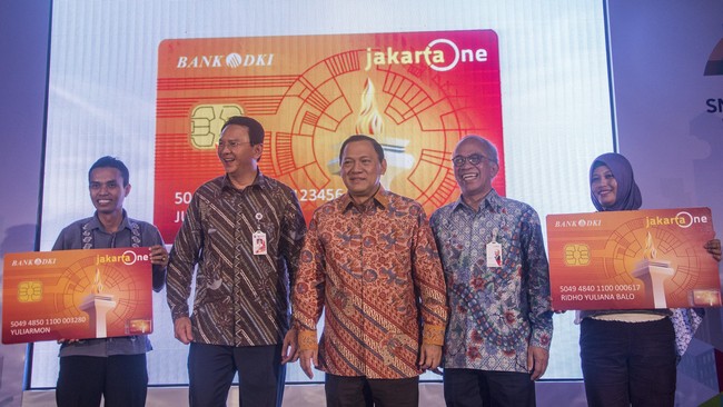 Jakarta menggandeng BI meluncurkan Kartu Jakarta One sebagai bentuk elektronifikasi informasi dan transaksi sistem pembayaran.