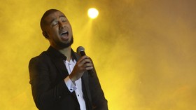 Senandung Cinta Marcell Tanpa Joget di Kota Kembang