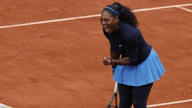 Serena Williams Selangkah Lagi Juara Roland Garros