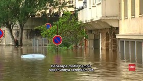 Banjir di Paris Sudah Hampir Setinggi Mobil