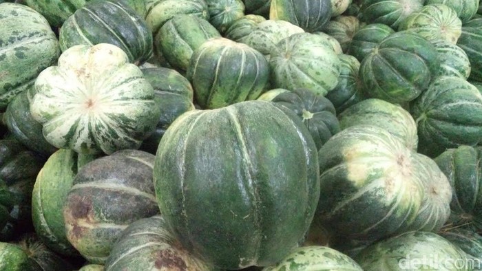Timun Suri, Blewah, dan Melon Diburu Warga Jelang Puasa