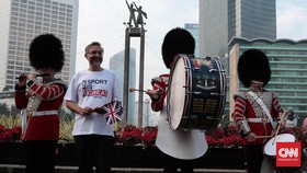 Derap Penjaga Istana Inggris Bikin Geger Bundaran HI
