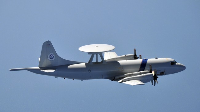 Vietnam dan Korea Selatan dilaporkan tertarik membeli pesawat pengintai maritim buatan perusahaan Amerika Serikat, Lockheed Martin Corp P-3 dan S-3.