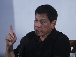 Duterte: Pelanggar Lockdown Filipina Akan Ditembak Mati