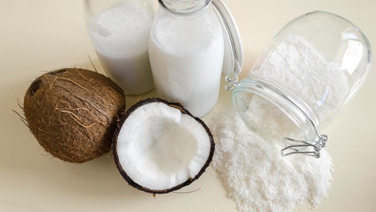 saus dari santan kelapa dan gula aren