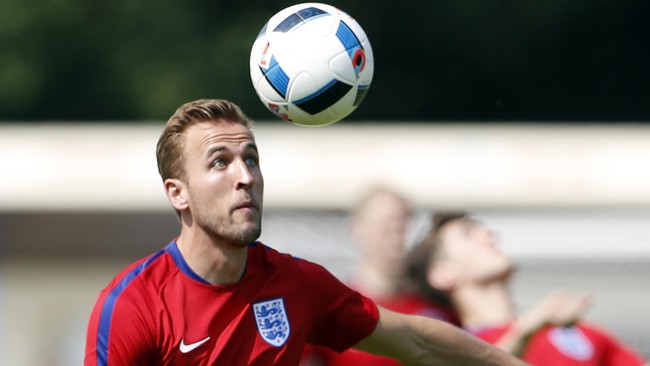 Penyerang timnas Inggris, Harry Kane, mengaku hanya bisa melihat kegagalan demi kegagalan timnas Inggris ketika dirinya masih kanak-kanak.