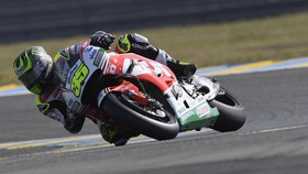 Crutchlow Juara GP Ceko, Rossi Podium Dua