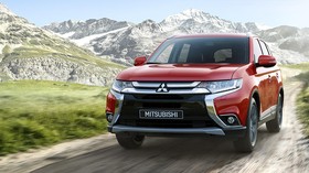Mitsubishi Pasarkan Crossover demi Perbaiki Penjualan