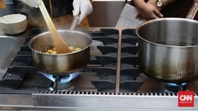 Koki India Pecahkan Rekor Memasak Terlama
