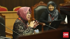 Risma Curhat Bansos Terkuras ke Kanjuruhan: Minus, Enggak Ada Duitnya