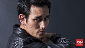 Arifin Putra Akan Bintangi Angels Fallen 2 Bareng Denise Richards