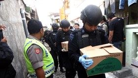 Tiga Teroris Surabaya Ditetapkan Tersangka
