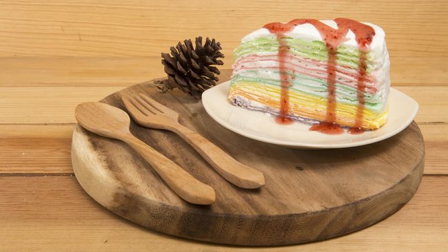 Kalangan kuliner membikin gebrakan dengan slogan pelesetan “Bake America Cake Again” yang diyakini bisa menyatukan kubu biru dan merah.