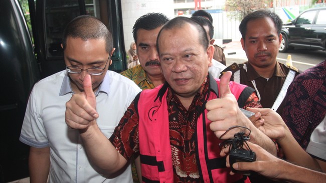 Kejaksaan melimpahkan kasus dugaan korupsi yang menyeret La Nyalla Mattaliti ke Pengadilan Tindak Pidana Korupsi Jakarta Pusat. 