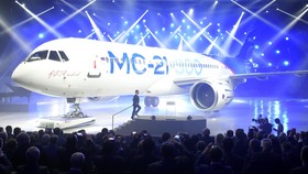 Rusia Luncurkan Pesawat Baru, Saingan Airbus dan Boeing