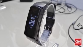 Infinix Boyong Gelang Pintar Mewah Harga Murah