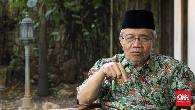 Seorang anak yang mengenal Taufiq menanyakan kepadanya apakah manusia itu hidup mengejar waktu atau waktu yang mengejar manusia.