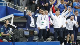 Deschamps Pilih Amankan Giroud dan Koscielny
