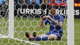 Brozovic Antar Kroasia Taklukkan Islandia