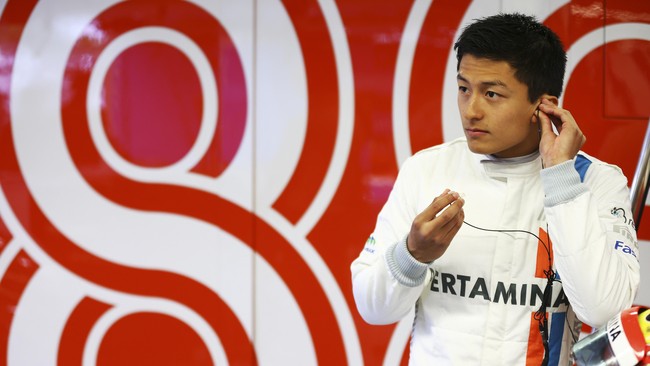 Pebalap Formula One (F1) asal Indonesia, Rio Haryanto, mengaku timnya mencoba strategi yang berbeda pada hari pertama latihan bebas GP Inggris.