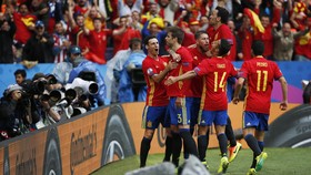 Ketika Lini Belakang Spanyol Lebih Tajam