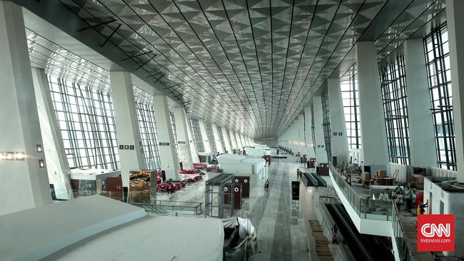 16 Juni, Tenggat Waktu Pengerjaan Terminal 3 Ultimate Otoritas terkait telah meninjau tiga komponen penting, yakni keselamatan, keamanan, dan pelayanan. Ini menjadi komponen dasar operasional bandar udara.