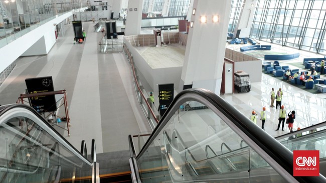Pengoperasian dini Terminal 3 untuk memberikan kemudahan dan kenyamanan bagi para penumpang di Terminal 1 dan Terminal 2.