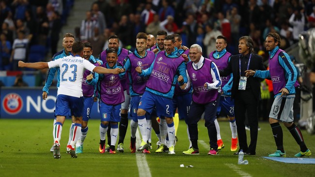 Michael Ballack yakin Italia takkan bisa mengulangi penampilan bagus seperti saat mengalahkan Spanyol 3-0 ketika menghadapi Jerman di perempat final.