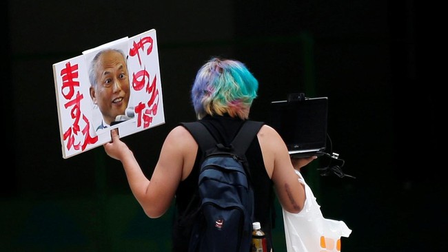 Warga Tokyo, Jepang, tak lama lagi akan menggelar pemilihan gubernur baru usai pejabat sebelumnya mundur karena skandal keuangan.