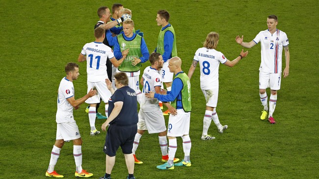 Seandainya lolos ke babak 16 besar, kapten timnas Islandia Aron Gunnarsson berharap bisa melawan Inggris yang kompetisinya dianggap paling populer.