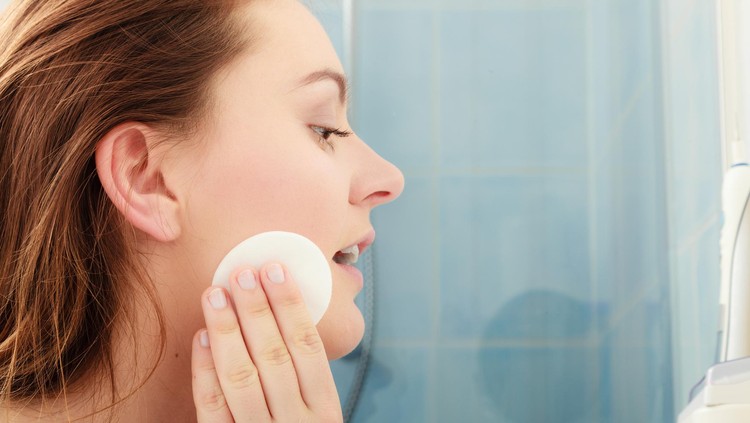 Masalah kulit bisa terjadi terutama ketika wanita sedang menstruasi alias haid.