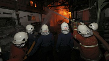 Smelter Freeport di Gresik Terbakar, Api Sudah Berhasil Dipadamkan