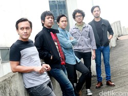 Lirik dan Chord Semakin oleh dMasiv