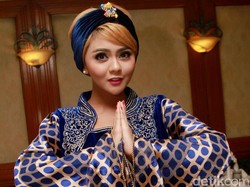 Usai Jalani Sidang Cerai, Jenita Janet Pilih Dekatkan Diri Pada Allah