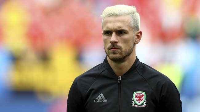 Aaron Ramsey yang memiliki andil besar membawa Wales hingga ke semifinal, akan absen memperkuat The Dragons lawan Portugal karena akumulasi kartu kuning.