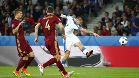 Serangan Balik Slovakia Bungkam Rusia di Babak Pertama