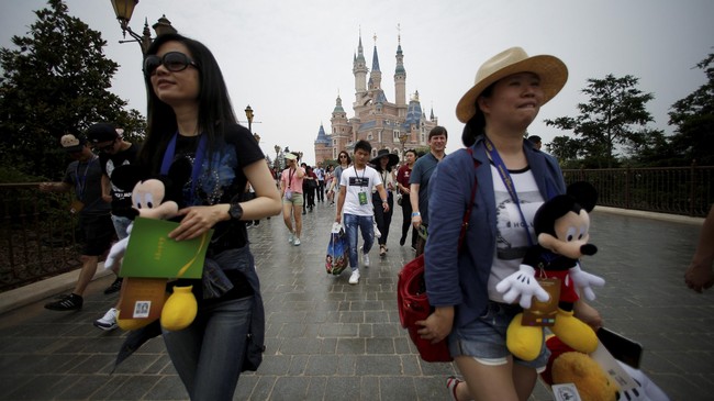 Warga dunia maya atau netizen heboh antara percaya atau tidak, saat mengetahui wahana hiburan Disneyland akan dibangun di Boyolali, Jawa Tengah.