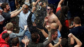 Kisah Hooligan Milwall Menantang Teroris di London