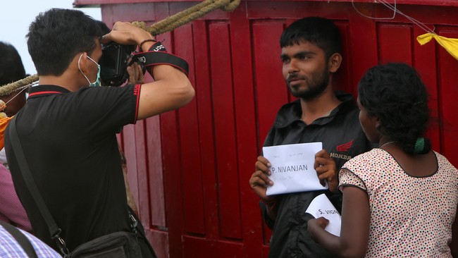 Mencari Sandaran di Serambi Mekah