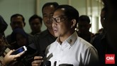 Tito Karnavian sang Jenderal Muda Komisaris Jenderal Tito Karnavian, lulusan terbaik Akademi Kepolisian angkatan 1987, jadi calon tunggal Kapolri. Ia langkahi lima angkatan di atasnya.
