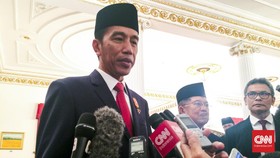 Tiga Kemungkinan Alasan Jokowi Angkat Diaz Jadi Staf Khusus