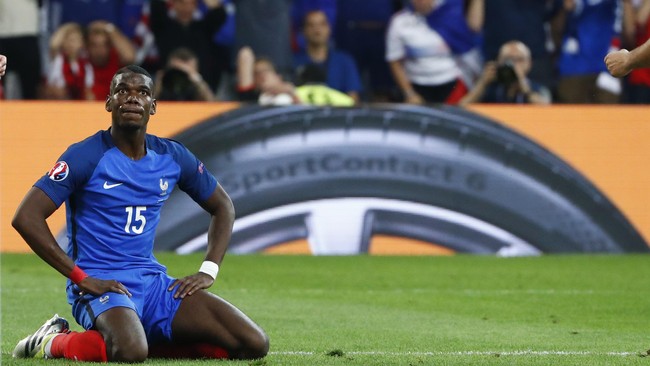 Ekspektasi publik dan eksploitasi media membuat pemain bintang timnas Perancis, Paul Pogba, tertekan di Piala Eropa 2016.